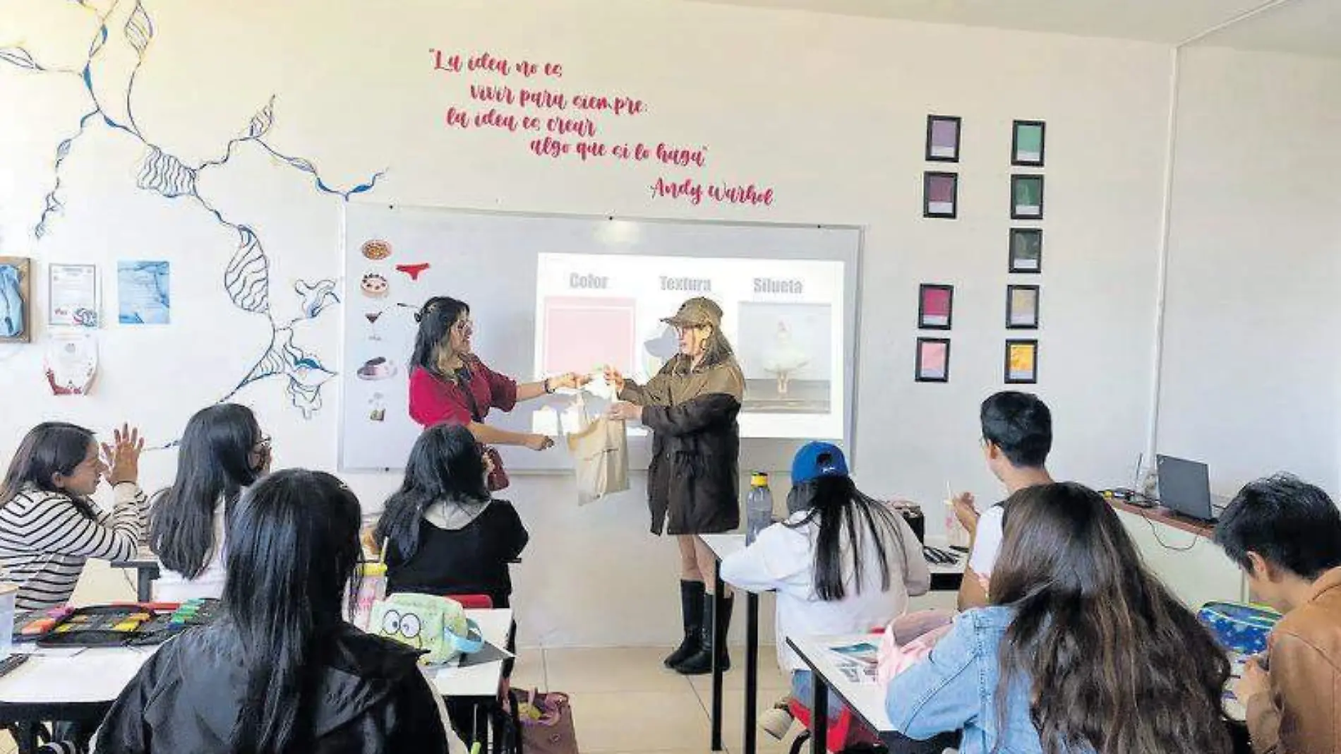 El congreso “Textil es” impulsa el desarrollo profesional de alumnos y docentes